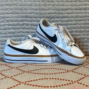 Nike Court Legacy Next Nature SZ 6